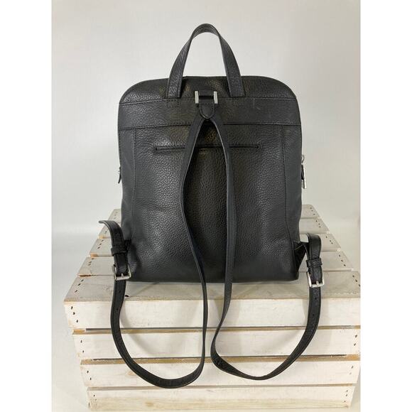 MICHAEL KORS, MEDIUM SIZE BLACK PEBBLED LEATHER BACKPACK (ASIS) - Picture 4 of 16